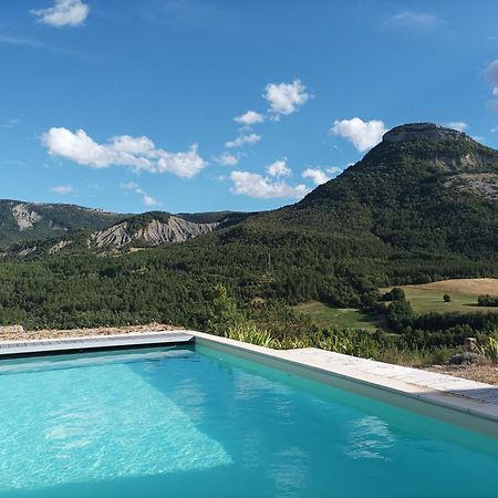 Un Petit Coin De Paradis Orpierre Exteriér fotografie