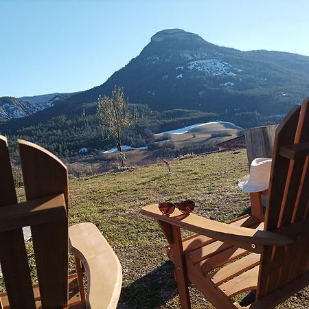 Un Petit Coin De Paradis Orpierre Exteriér fotografie